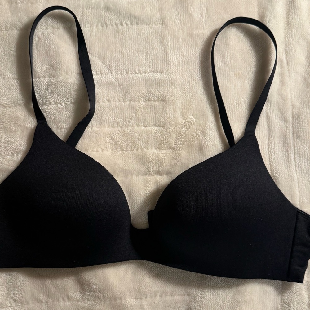 Uniqlo Seamless Black Women's Bra